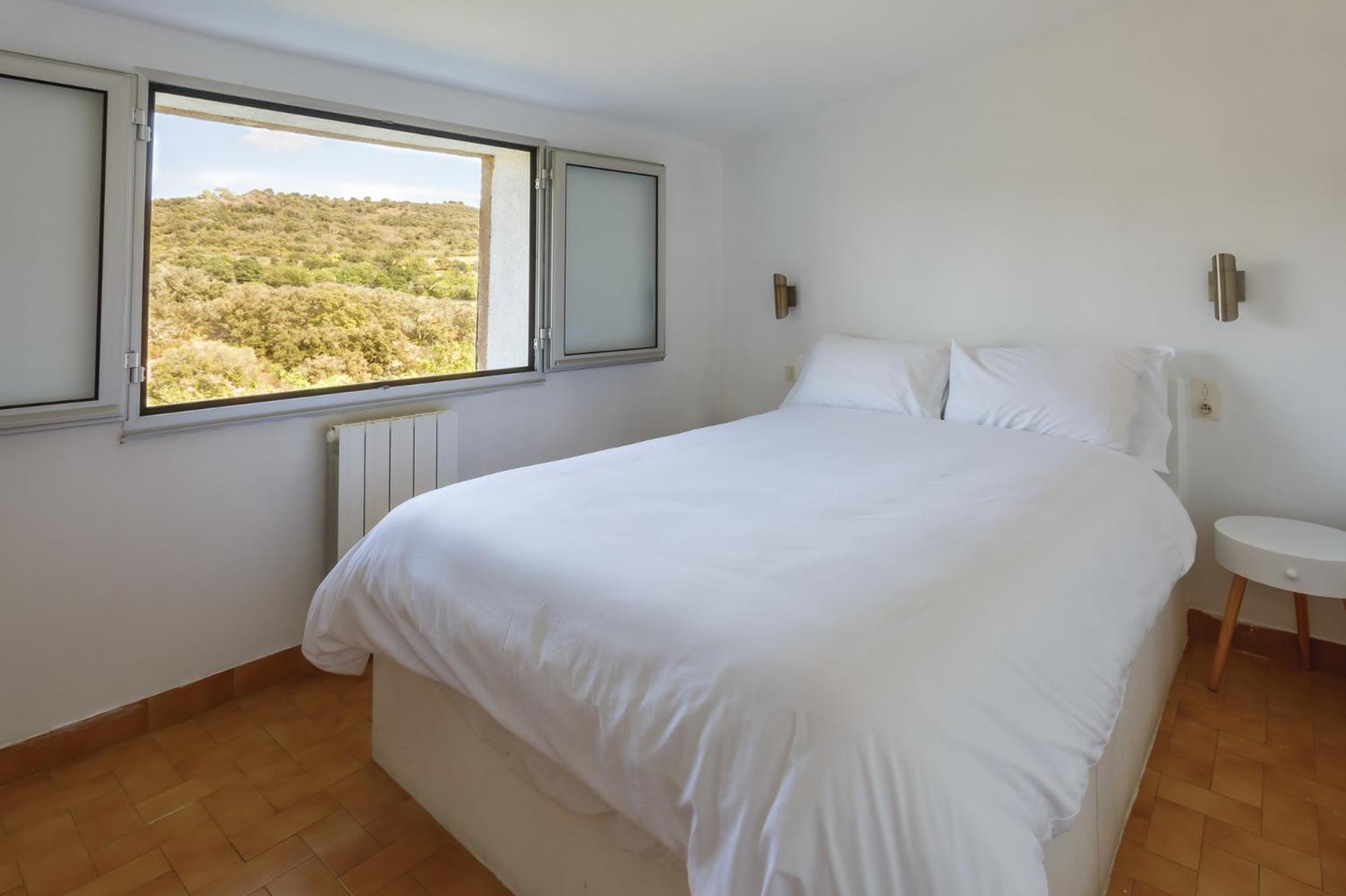 Cosy Apartment In Ancient Gabian With River And Vineyard Views Buitenkant foto